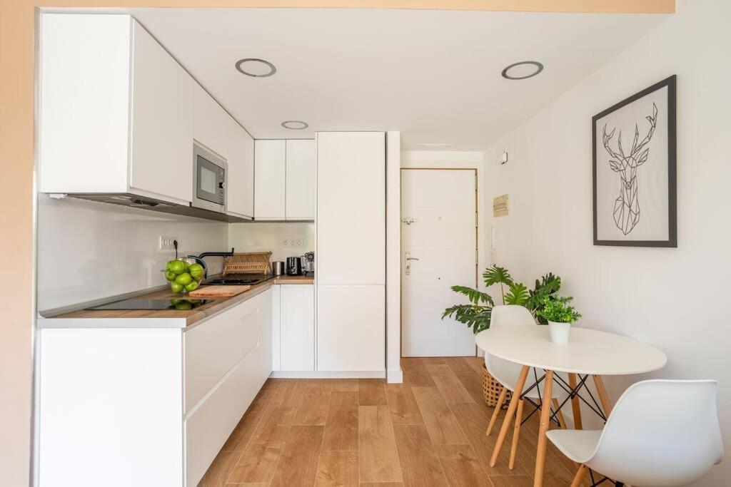 살루 Sea View, Pool, Free Parking, Wifi, Port Aventura 아파트 외부 사진